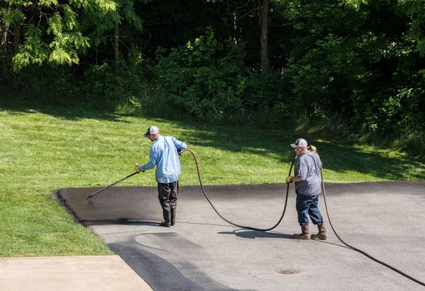 Driveway Coating Service in Elkhart
