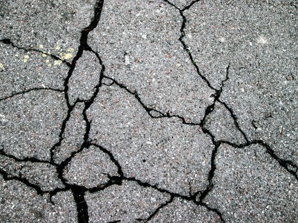 Driveway Crack Filling in Elkhart