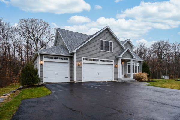 Cost of Driveway Tarring in Elkhart