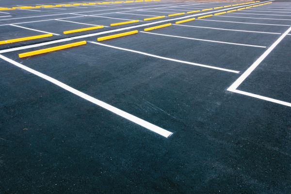 Asphalt Parking Lot Sealing in Elkhart