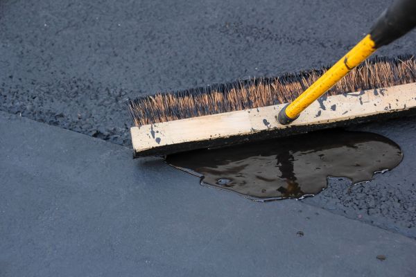 Driveway Asphalt Sealing in Elkhart