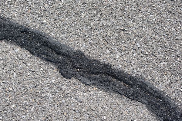 Asphalt Crack Sealing in Elkhart